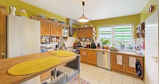 von_poll_real_estate_property_25212012_image_6