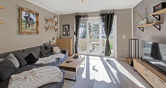 von_poll_real_estate_property_25212010X_image_0