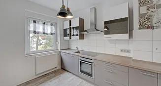 von_poll_real_estate_property_X25212010X_image_3