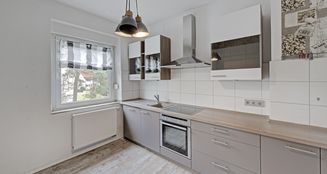 von_poll_real_estate_property_X25212010X_image_3