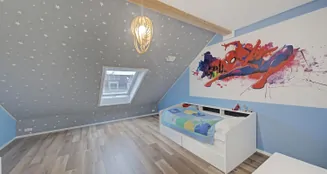 von_poll_real_estate_property_25212026_image_14