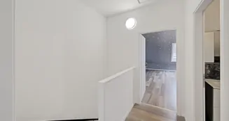 von_poll_real_estate_property_25212026_image_12