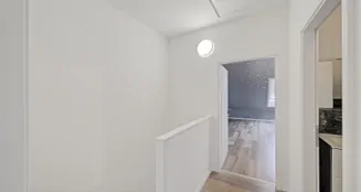 von_poll_real_estate_property_25212026_image_12