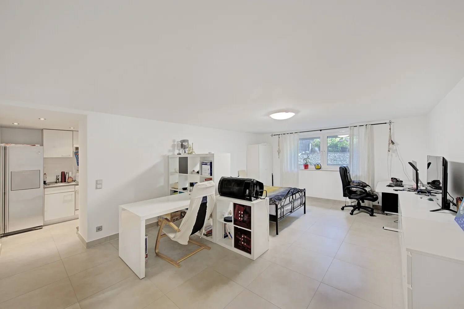 Arbeitszimmer KG