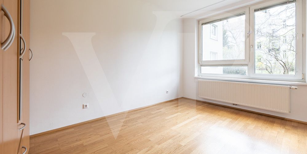 Geräumige  4-Zimmer Wohnung mit großem Gemeinschaftsgarten - Nähe Pfarrwirt
