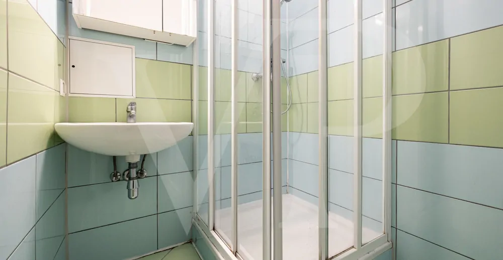 Geräumige  4-Zimmer Wohnung mit großem Gemeinschaftsgarten - Nähe Pfarrwirt