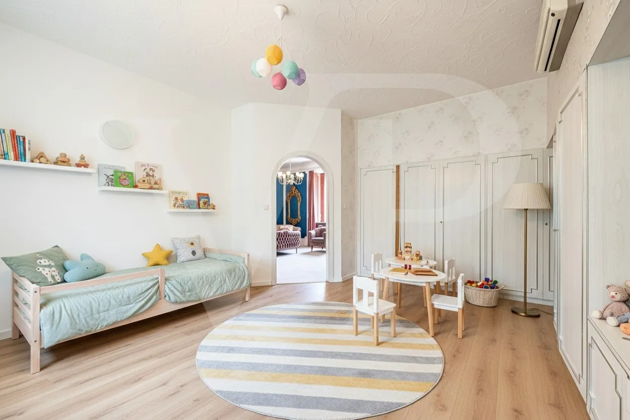 Villa mit Abbruchbewilligung in absoluter Grünlage Dornbachs