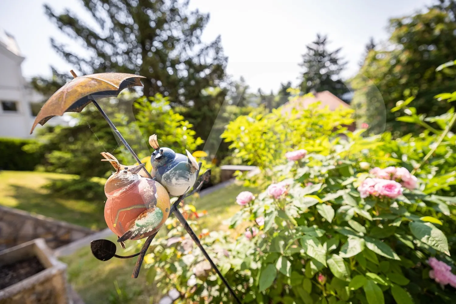Villa mit Abbruchbewilligung in absoluter Grünlage Dornbachs