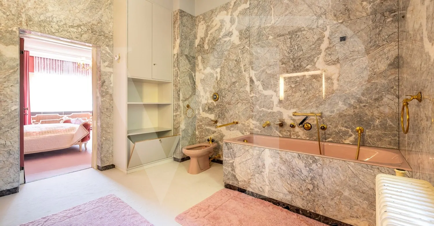 Villa mit Abbruchbewilligung in absoluter Grünlage Dornbachs