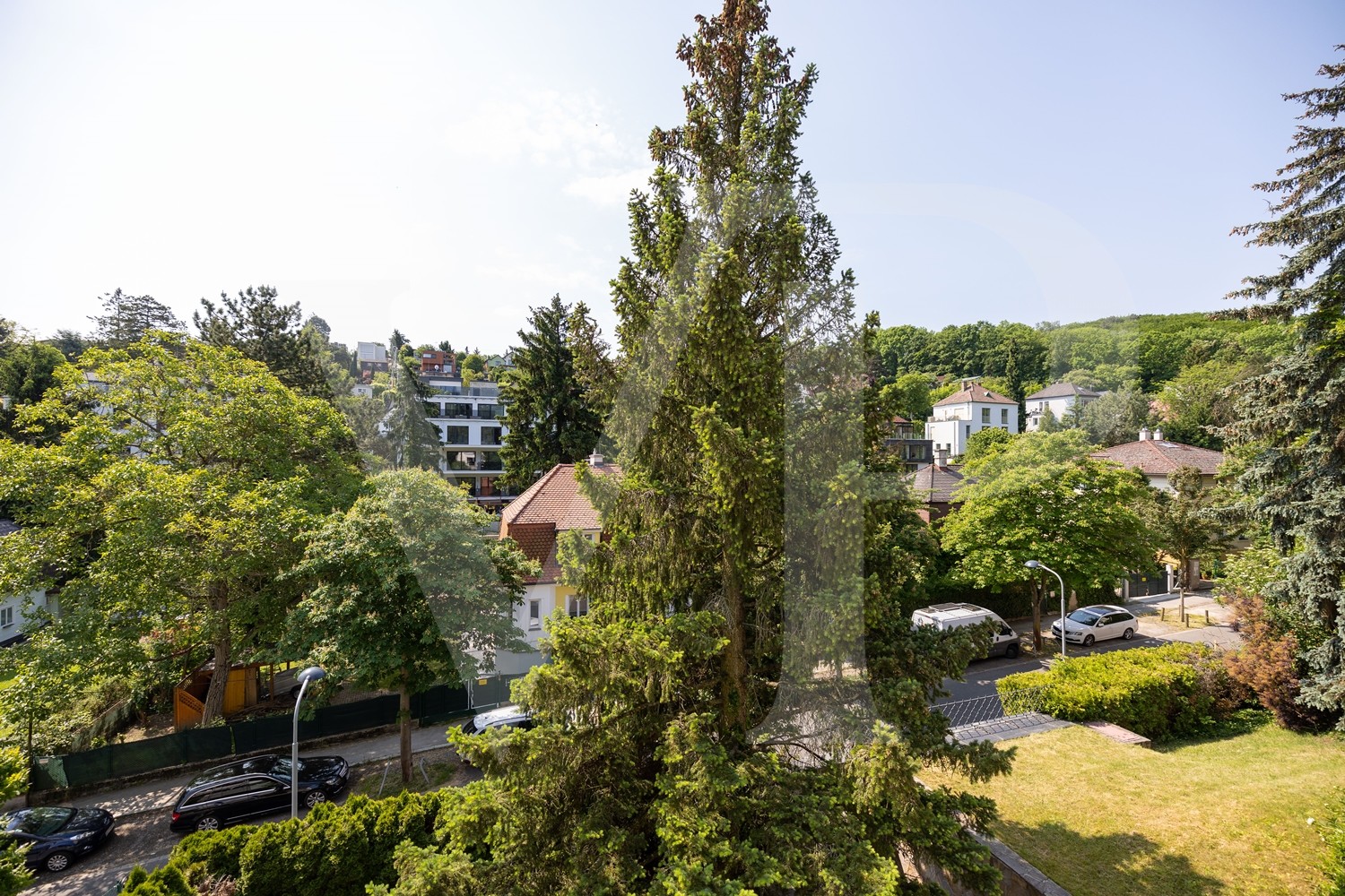 Wunderschönes Grundstück mit Villa in Grünlage von Dornbach