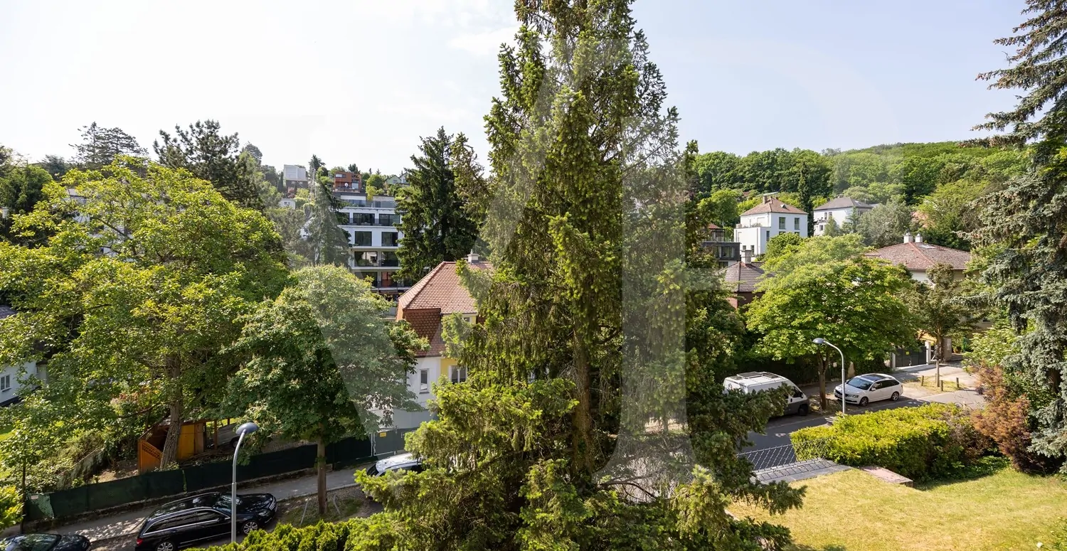 Villa mit Abbruchbewilligung in absoluter Grünlage Dornbachs