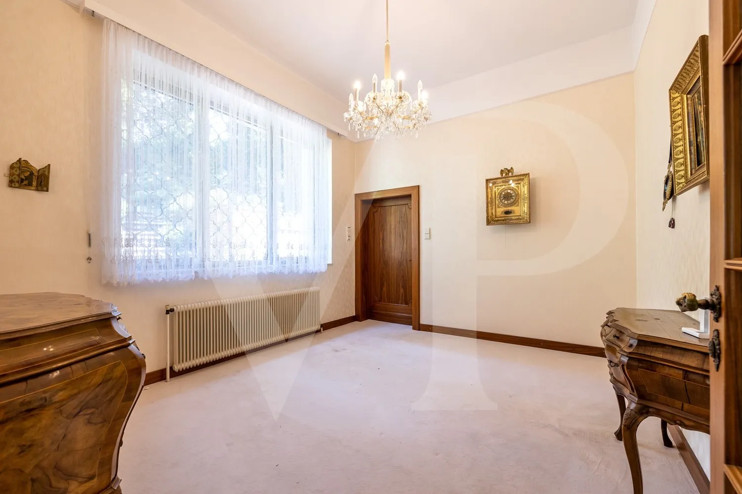 Villa mit Abbruchbewilligung in absoluter Grünlage Dornbachs