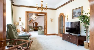 von_poll_real_estate_property_2023344071_image_32