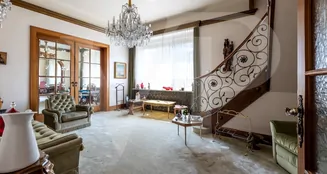 von_poll_real_estate_property_2023344071_image_22