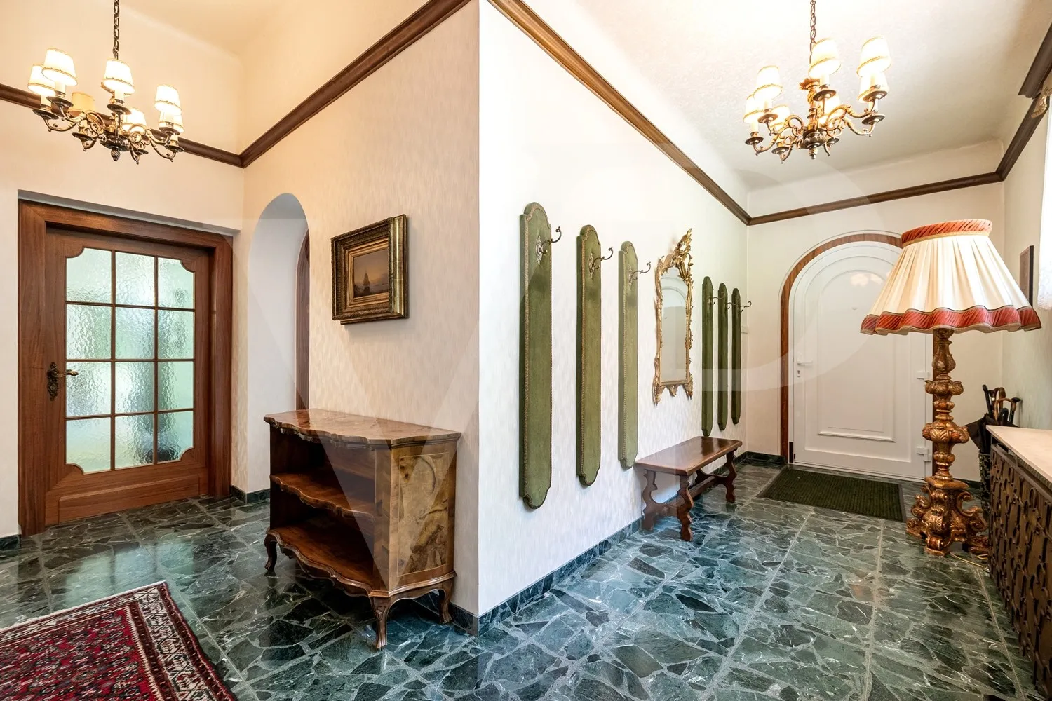 Villa mit Abbruchbewilligung in absoluter Grünlage Dornbachs