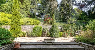 von_poll_real_estate_property_2023344087_image_0