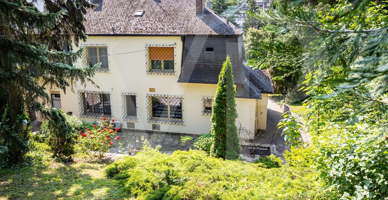Villengrundstück mit Potential in wunderbarer Lage  von Dornbach