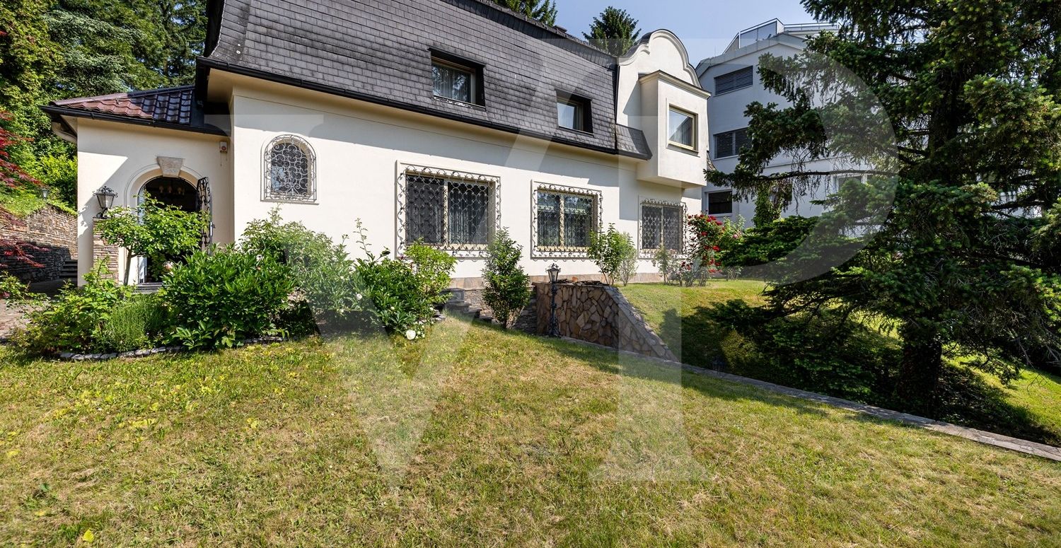 Villengrundstück mit Potential in wunderbarer Lage  von Dornbach