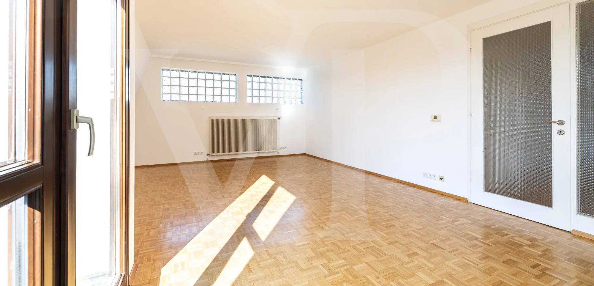 Sonnige  DG-Wohnung in Döblinger Grünlage mit zwei Terrassen