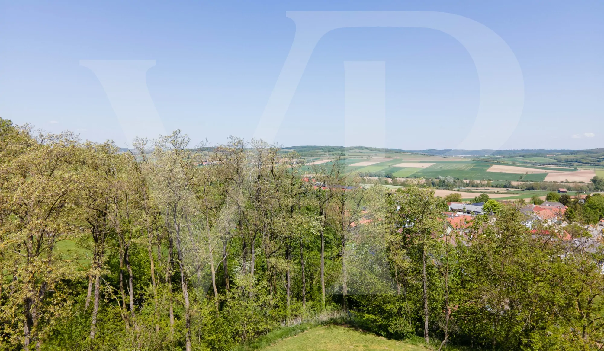 "Villenprojekt" mit 8700 m² Grundstück und absoluter Ruhe und Diskretion