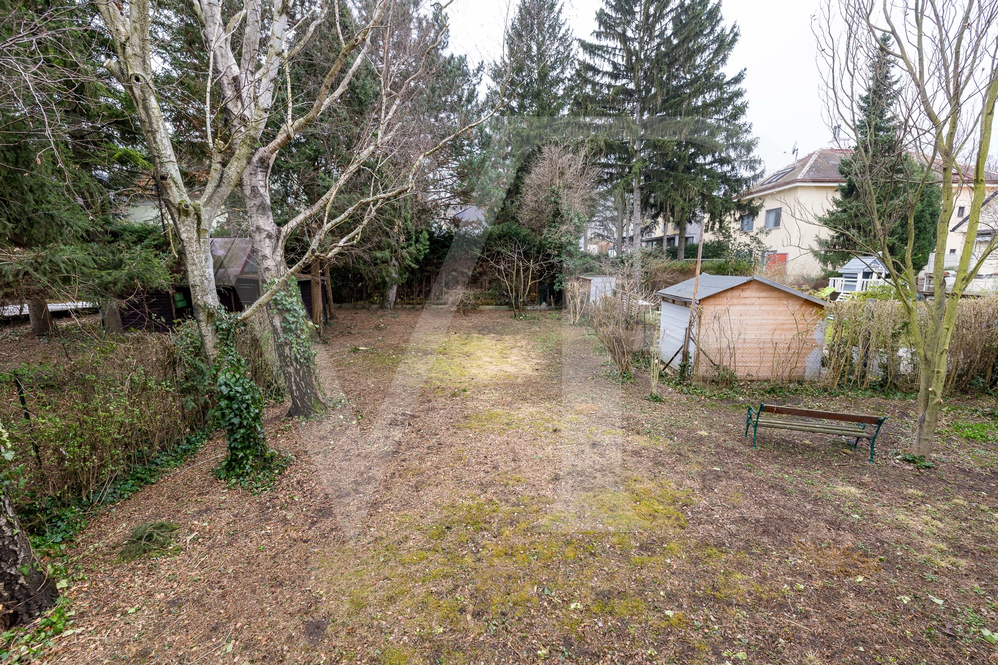 Baugrund am Roten Berg für 2 Villen