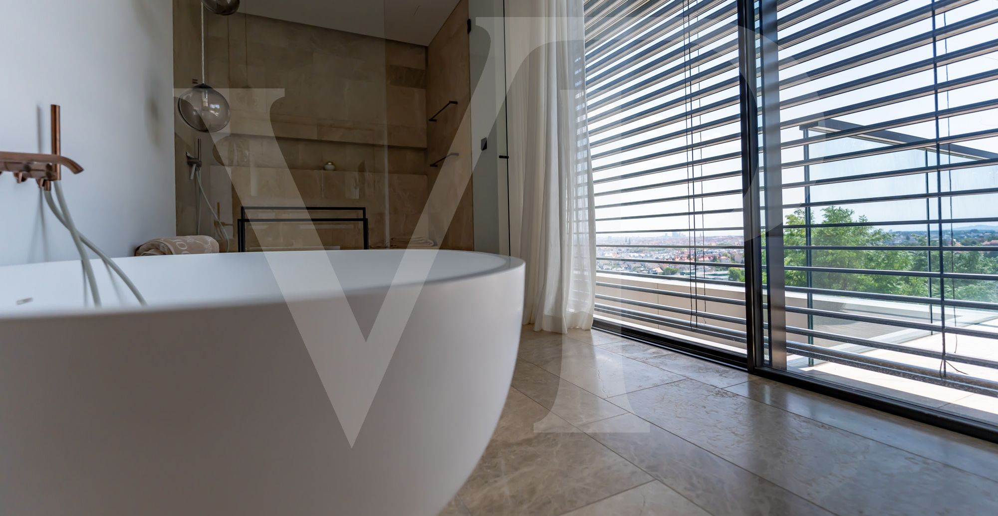 Luxusdomizil mit Blick über Wien in Top-Ruhelage