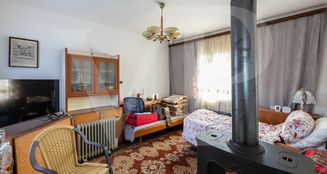 von_poll_real_estate_property_2025334504_image_13