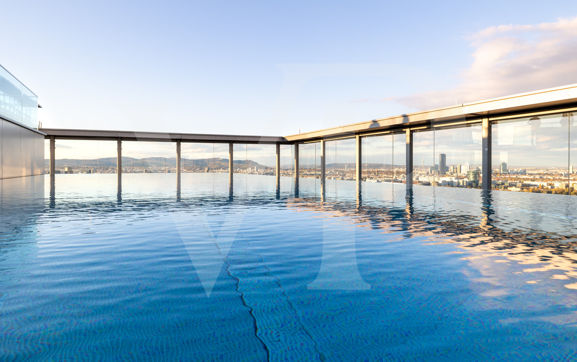 Designer Apartment im 11. Stock des Triiiple Towers – Lifestyle mit Aussicht