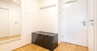 von_poll_real_estate_property_2025344503_image_14