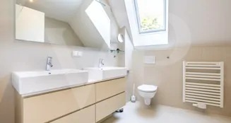 von_poll_real_estate_property_20253441012_image_23