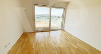 von_poll_real_estate_property_20253441013_image_7