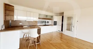 von_poll_real_estate_property_20253441013_image_2