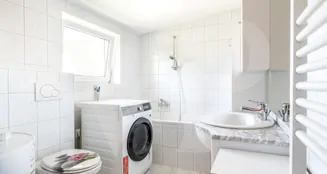 von_poll_real_estate_property_20253445010_image_11