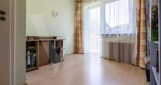 von_poll_real_estate_property_20253445010_image_10