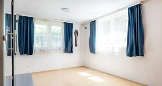 von_poll_real_estate_property_20253445010_image_16