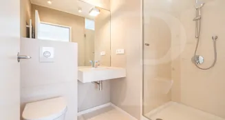 von_poll_real_estate_property_20253447015_image_23