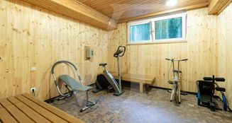 von_poll_real_estate_property_20253441040_image_16