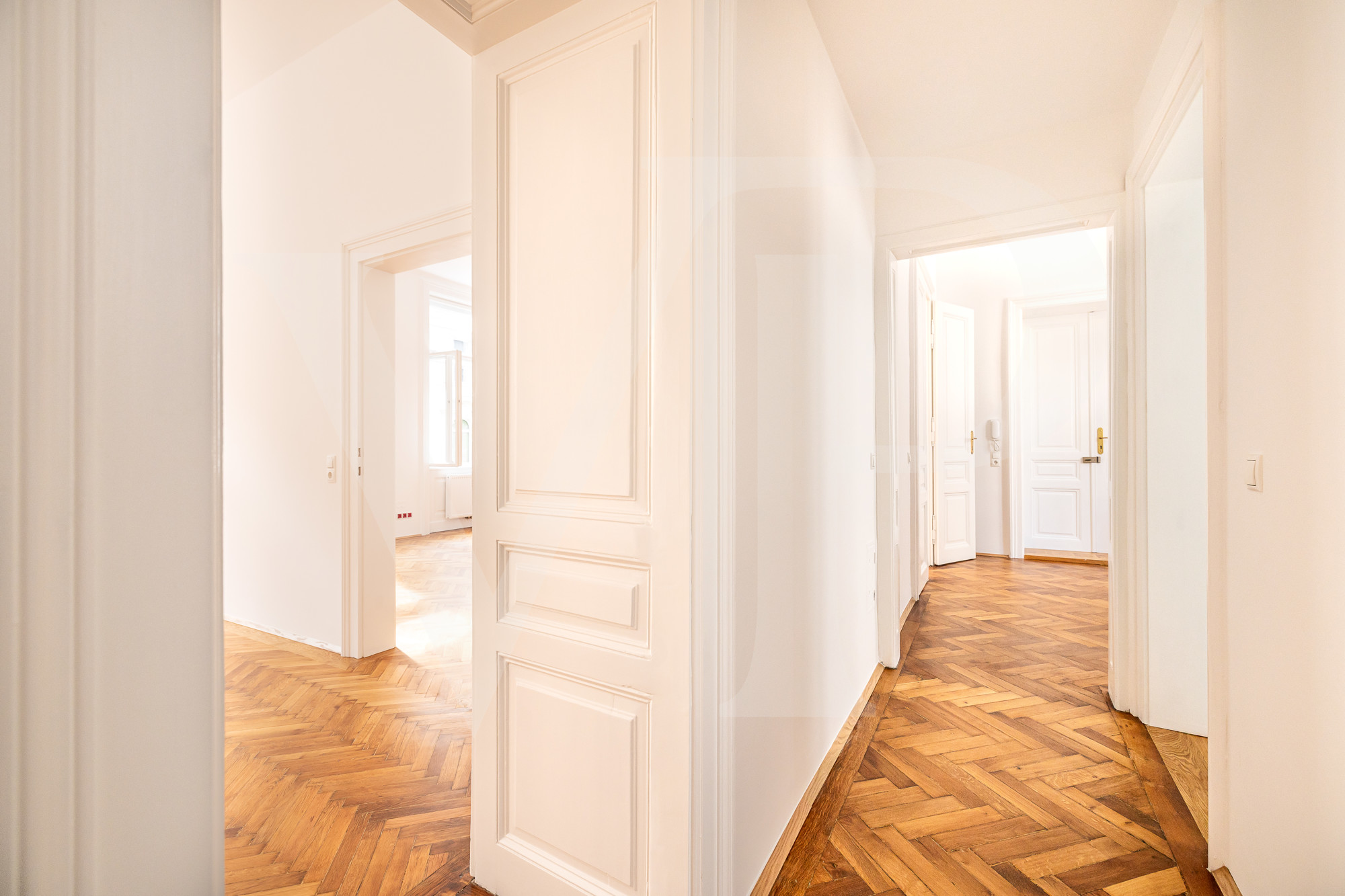 Saniertes Büro im Herzen der Stadt