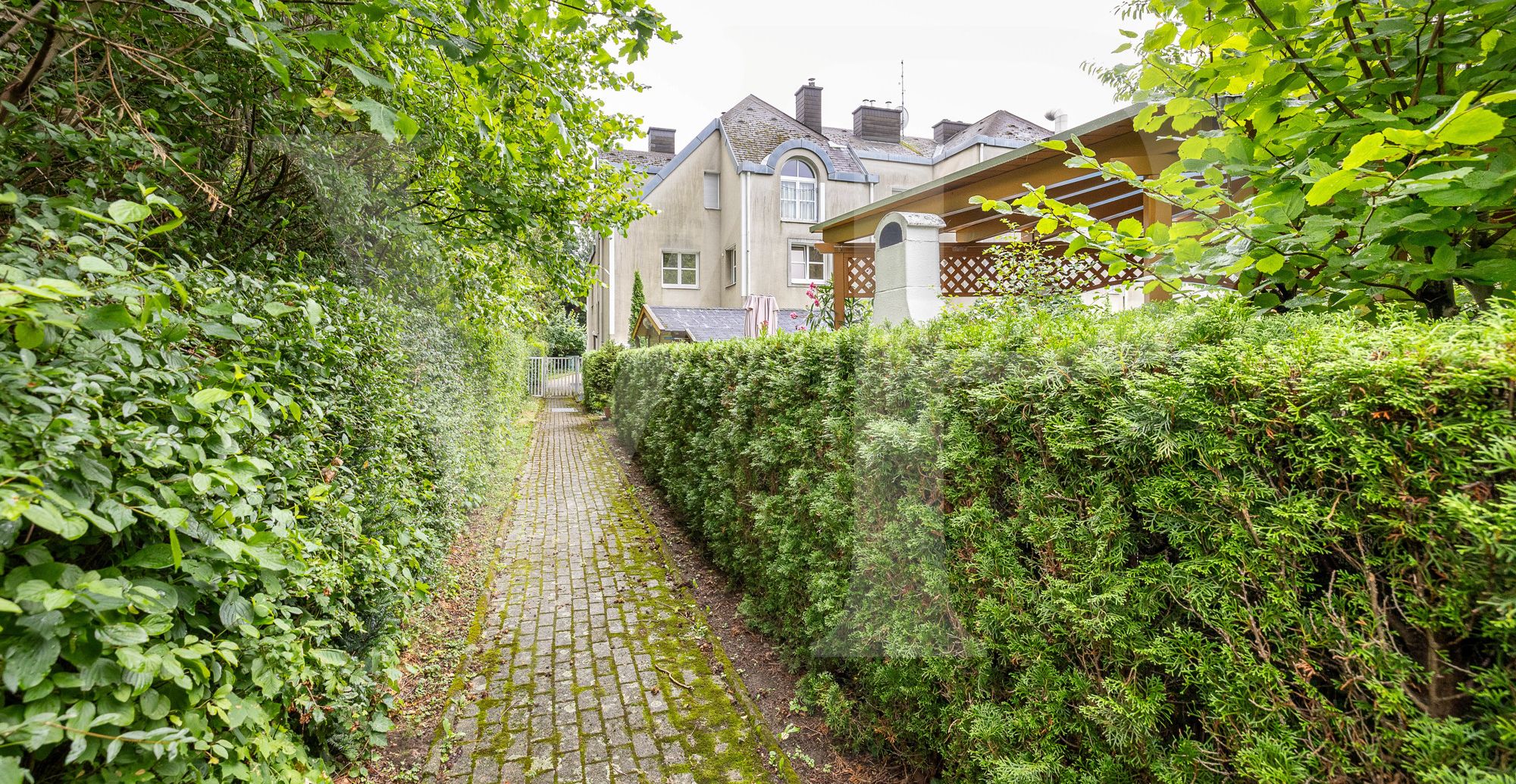 4 Zimmerwohnung Nähe Roter Berg