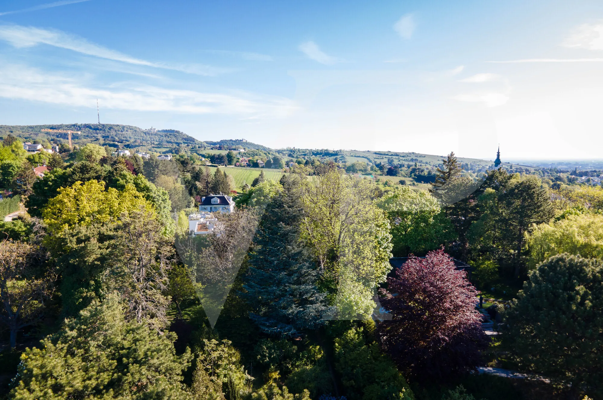 Terrain à bâtir avec vue sur Vienne, situé dans le quartier prisé de Döbling, idéal pour les visionnaires.