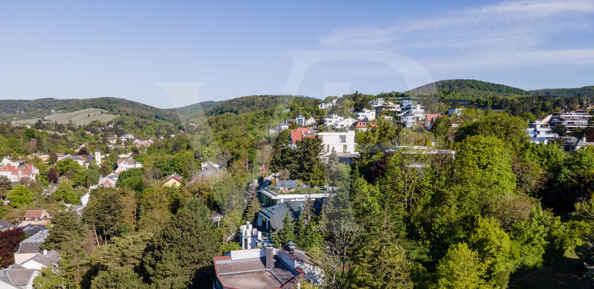 Terrain à bâtir avec vue sur Vienne, situé dans le quartier prisé de Döbling, idéal pour les visionnaires.