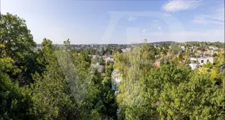 von_poll_real_estate_property_20253441050_image_0