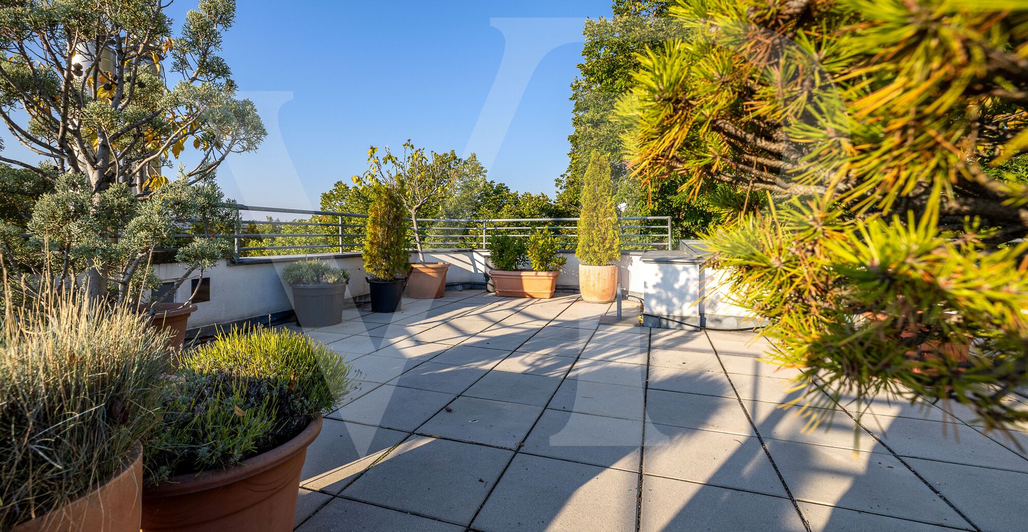 Exklusives lichtdurchflutetes Terrassen-Penthouse in Wien Döbling