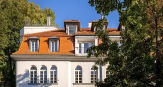 von_poll_real_estate_property_20253441060_image_0