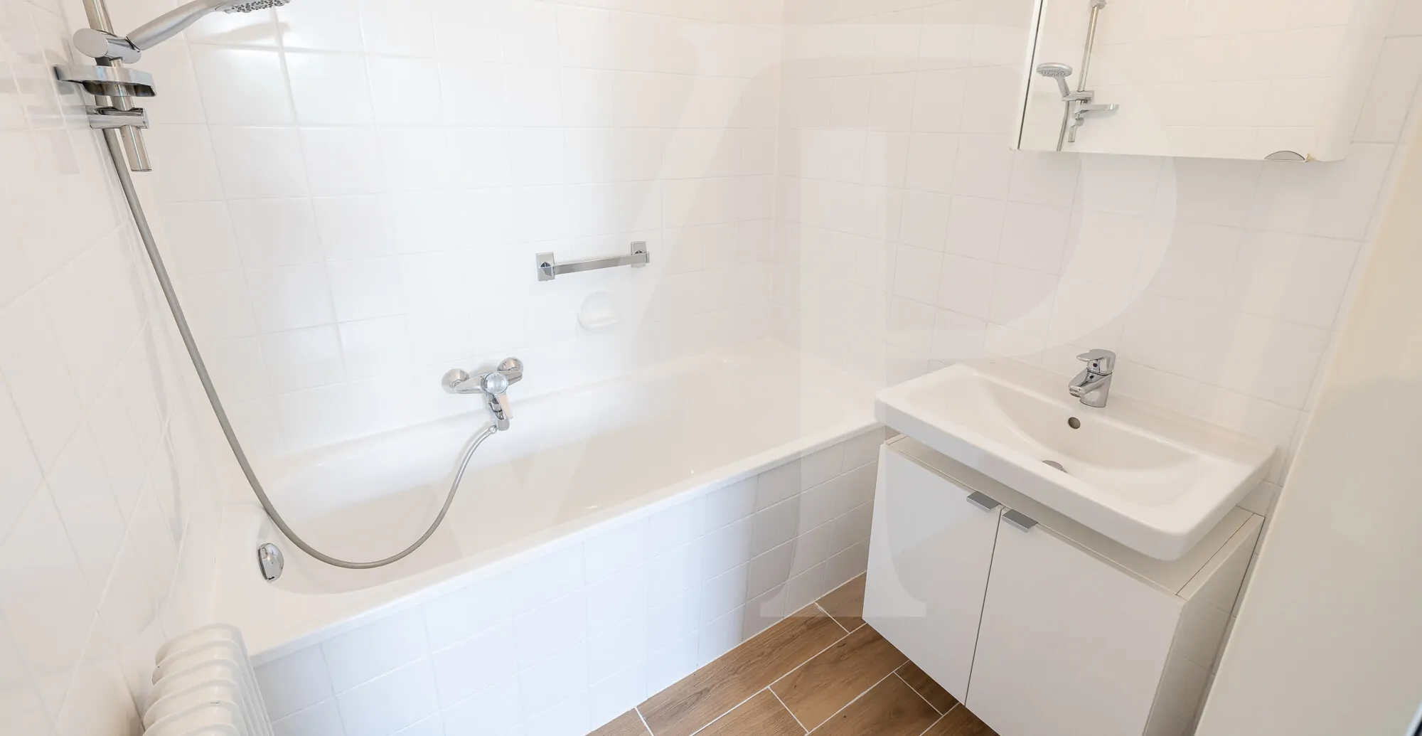 Lichtdurchflutetes Dachgeschoß mit Terrasse für stilvolles Wohnen