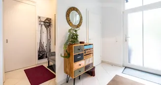 von_poll_real_estate_property_2025344102_image_7