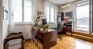 von_poll_real_estate_property_2025344102_image_21