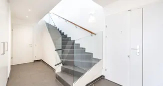 von_poll_real_estate_property_20253441061_image_8