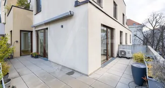 von_poll_real_estate_property_2025344151_image_17