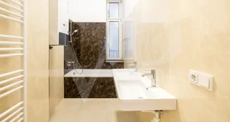 von_poll_real_estate_property_20263345003_image_14